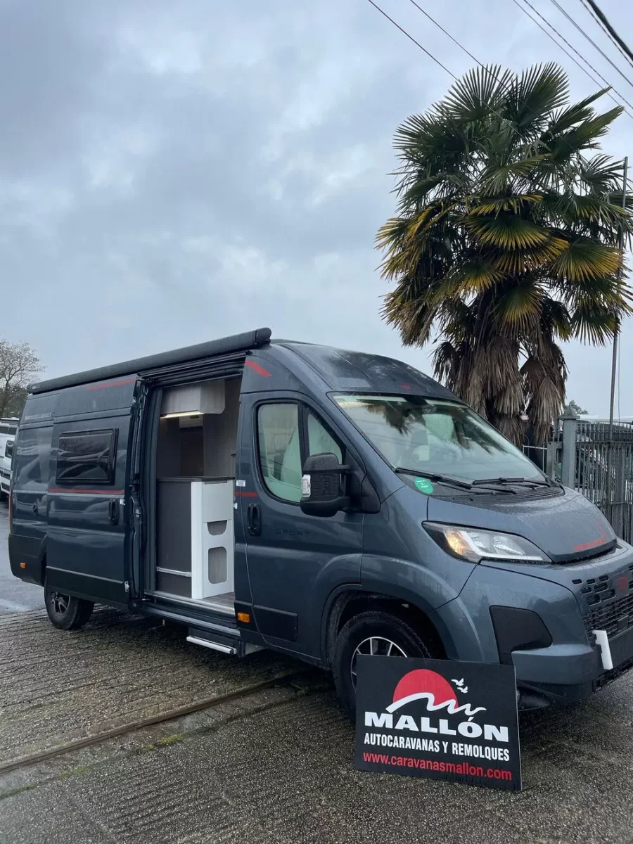Furgoneta camper Roller Team Livingstone Duo Sport