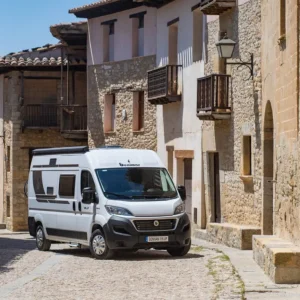 Furgoneta camper de alquiler Benimar Benivan 120ES