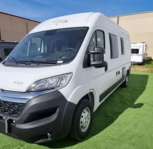 Furgoneta camper de alquiler Pössl Roadcar 601R