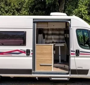 Furgoneta camper de alquiler Rimor