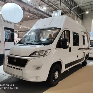 Furgoneta camper de alquiler Weinsberg Carabus 600 DQ MAD