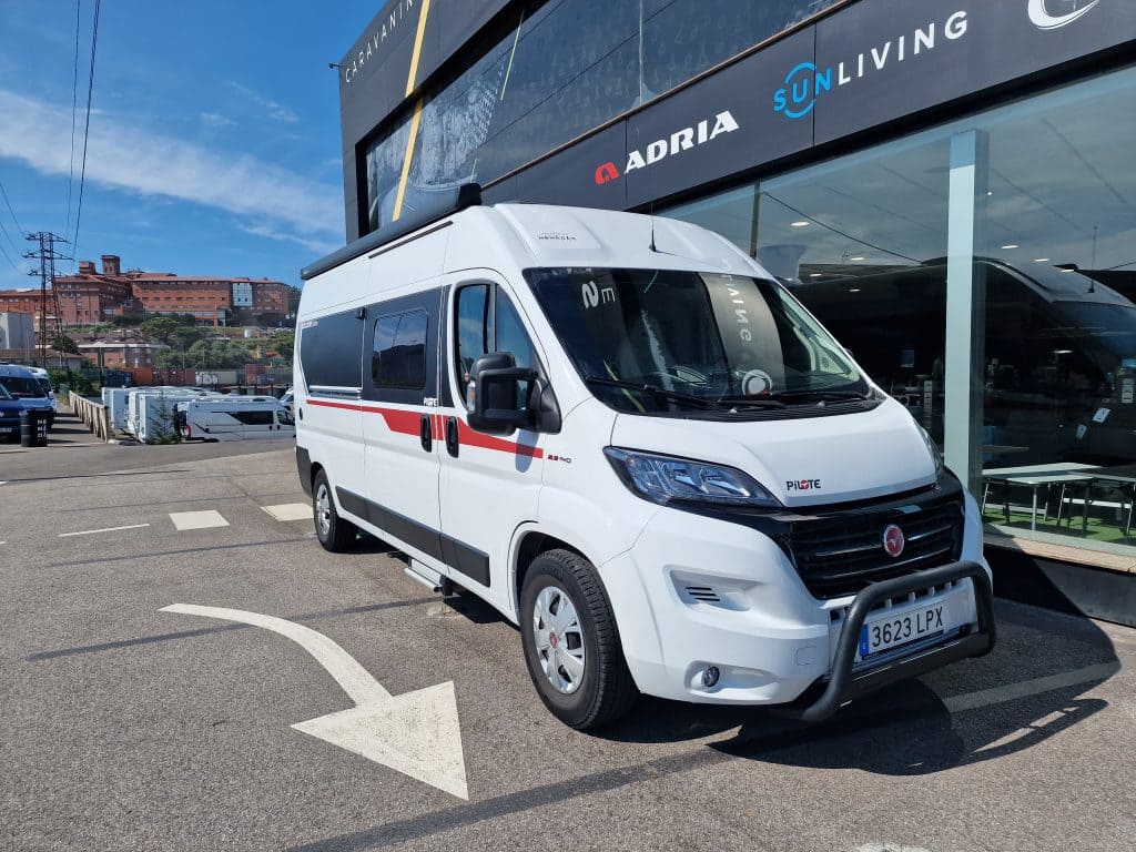 Furgoneta camper segunda mano Pilote V600