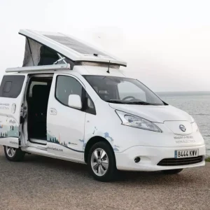 Furgoneta de alquiler Nissan e-NV200 100% Eléctrica