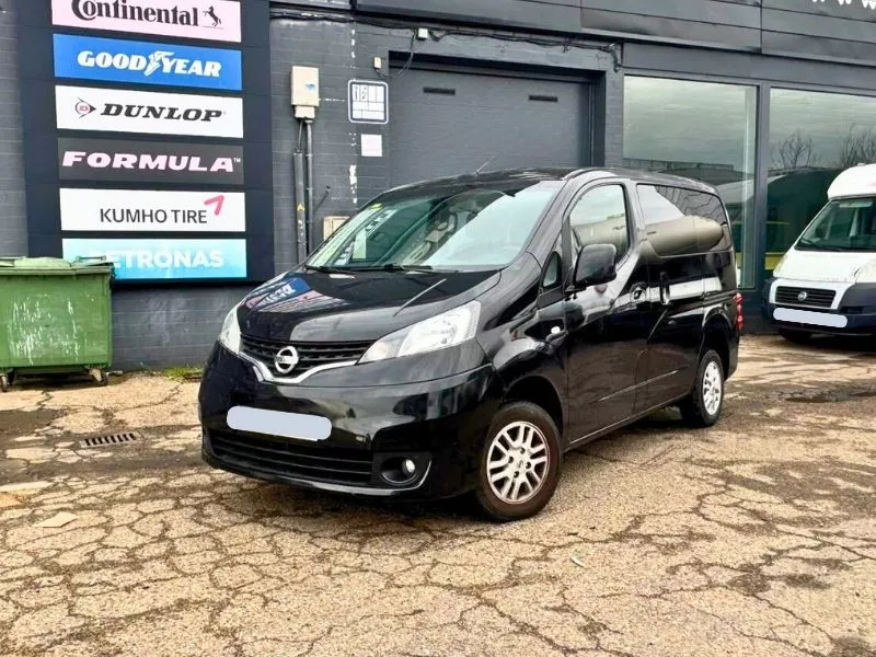 Furgoneta de segunda mano Nissan NV200 - Imagen 2