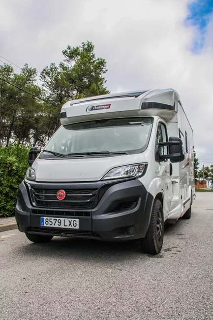 Autocaravana de alquiler Challenguer 264 - Imagen 3