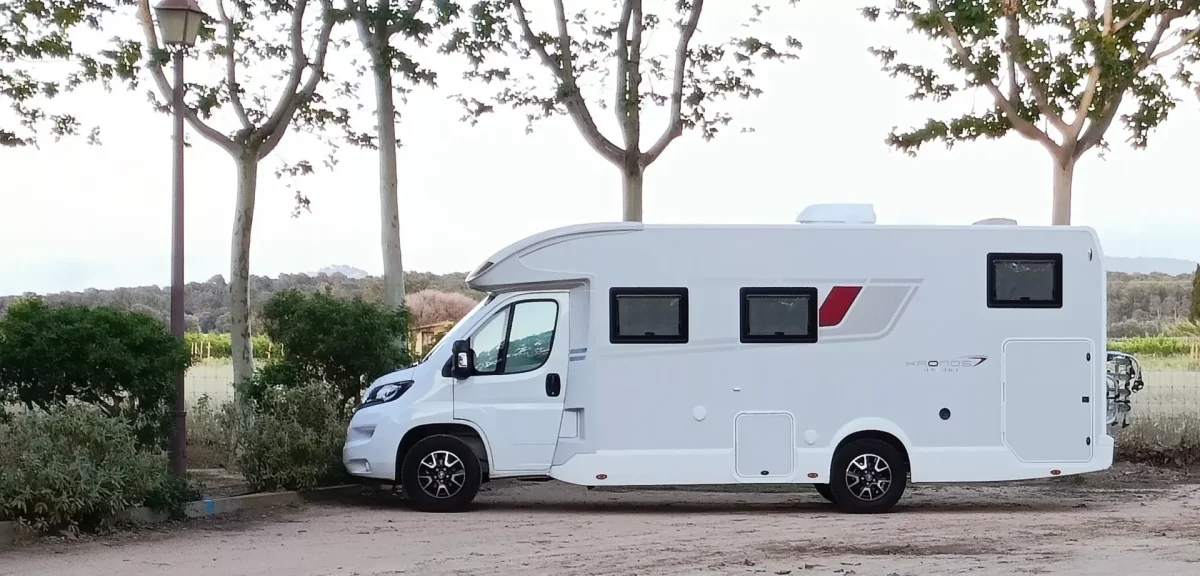 Autocaravana de alquiler Roller Team Kronos Advance 284 TL - Imagen 6