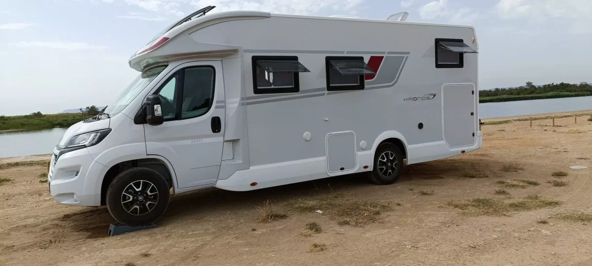 Autocaravana de alquiler Roller Team Kronos Advance 284 TL - Imagen 4