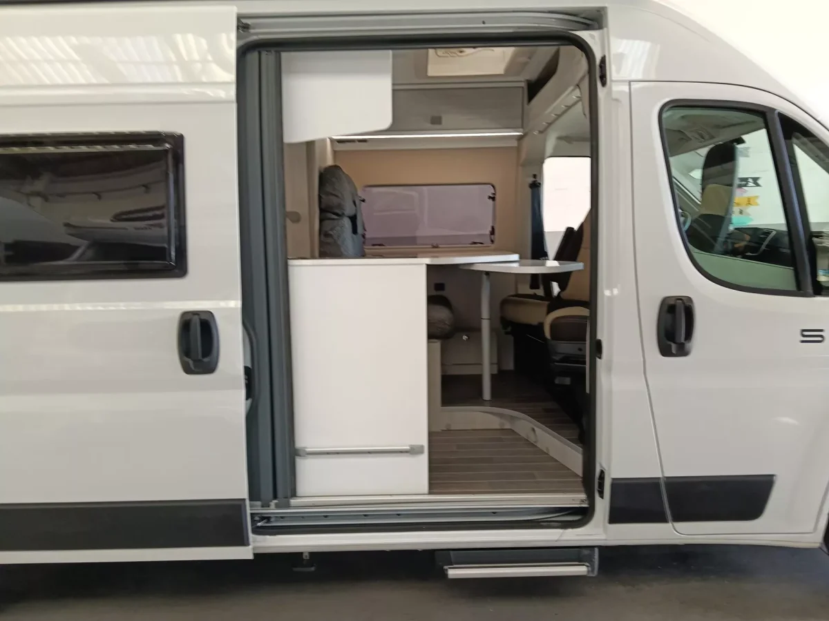 Camper de alquiler Roller Team Livingstone 5 - Imagen 7