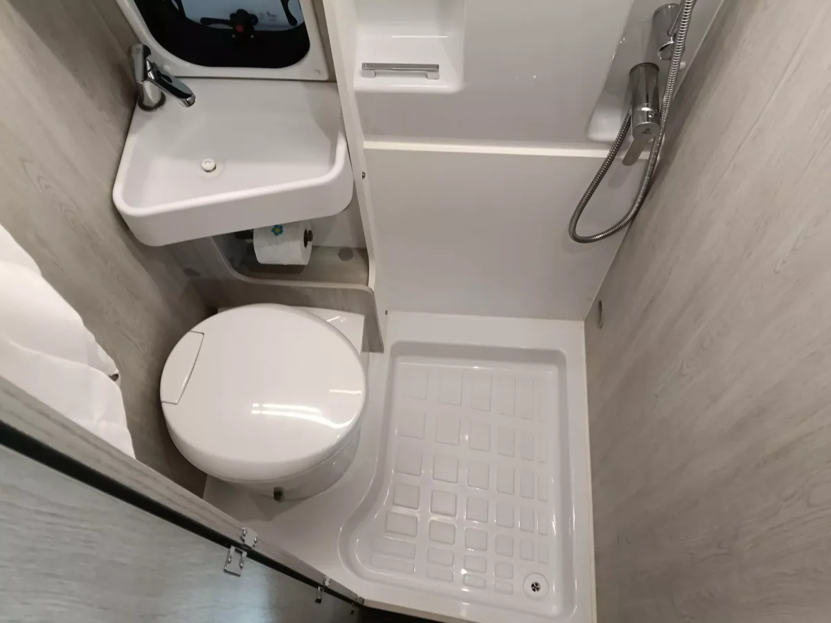 Camper de alquiler Roller Team Livingstone 5 - Imagen 6