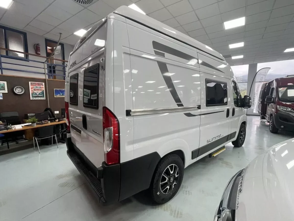 Furgoneta camper Pössl Summit 540 - Imagen 4