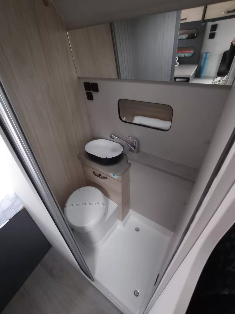 Furgoneta camper segunda mano Adventure - Imagen 7