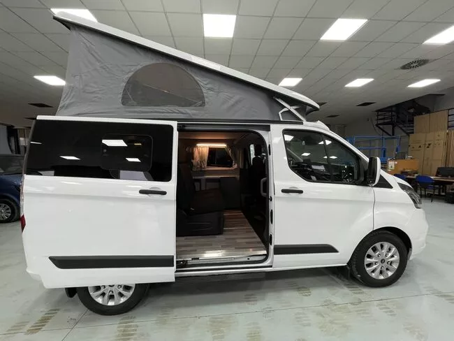 Furgoneta camper Westfalia Nugget - Imagen 5