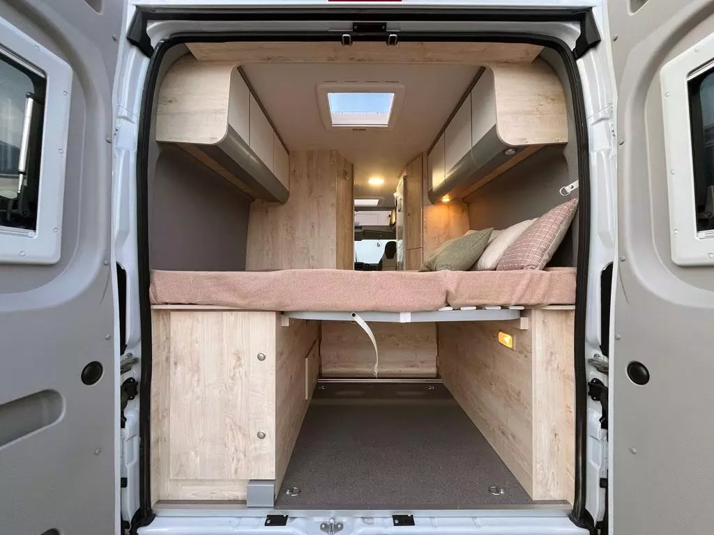 Furgoneta camper Clever Celebration 600 - Imagen 8