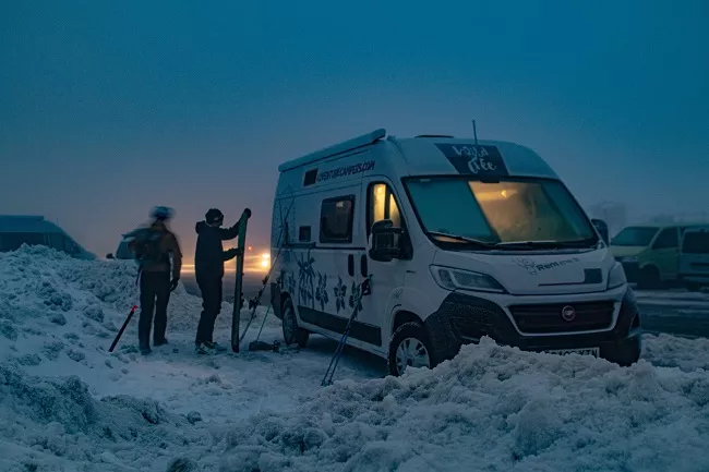 Furgoneta camper de alquiler McLouis Menfys 3 Maxi Sylvana - Imagen 6