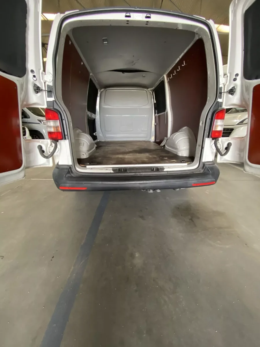 Volkswagen Transporter T6 Segunda Mano FURGON 115 Cv 2014 - Imagen 6