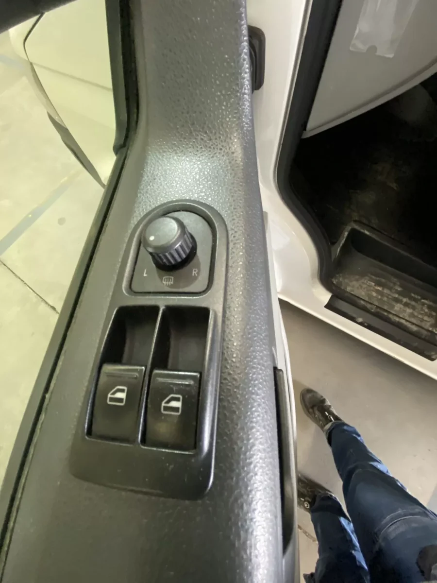 Volkswagen Transporter T6 Segunda Mano FURGON 115 Cv 2014 - Imagen 8