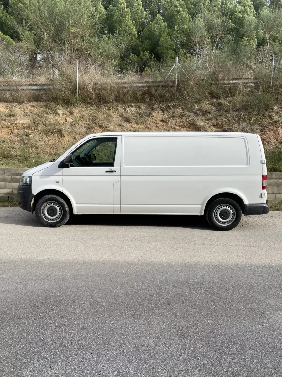 Volkswagen Transporter T6 Segunda Mano FURGON 115 Cv 2014 - Imagen 3