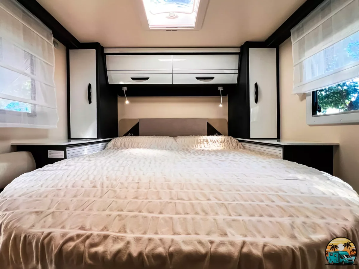 Autocaravana alquiler McLouis MC4 381 - Imagen 7