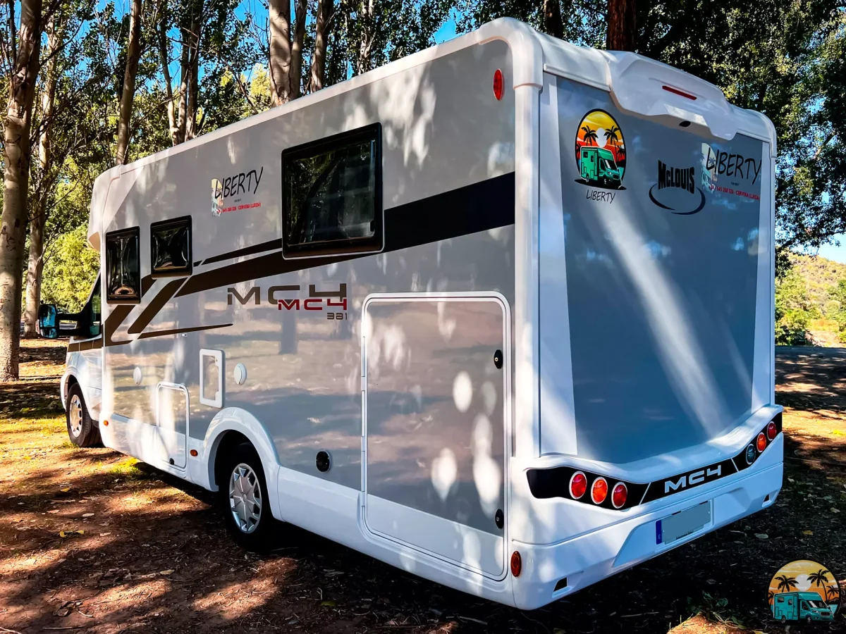 Autocaravana alquiler McLouis MC4 381 - Imagen 5