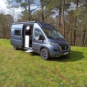 Camper de alquiler McLouis Menfys S-line Van 3 Maxi