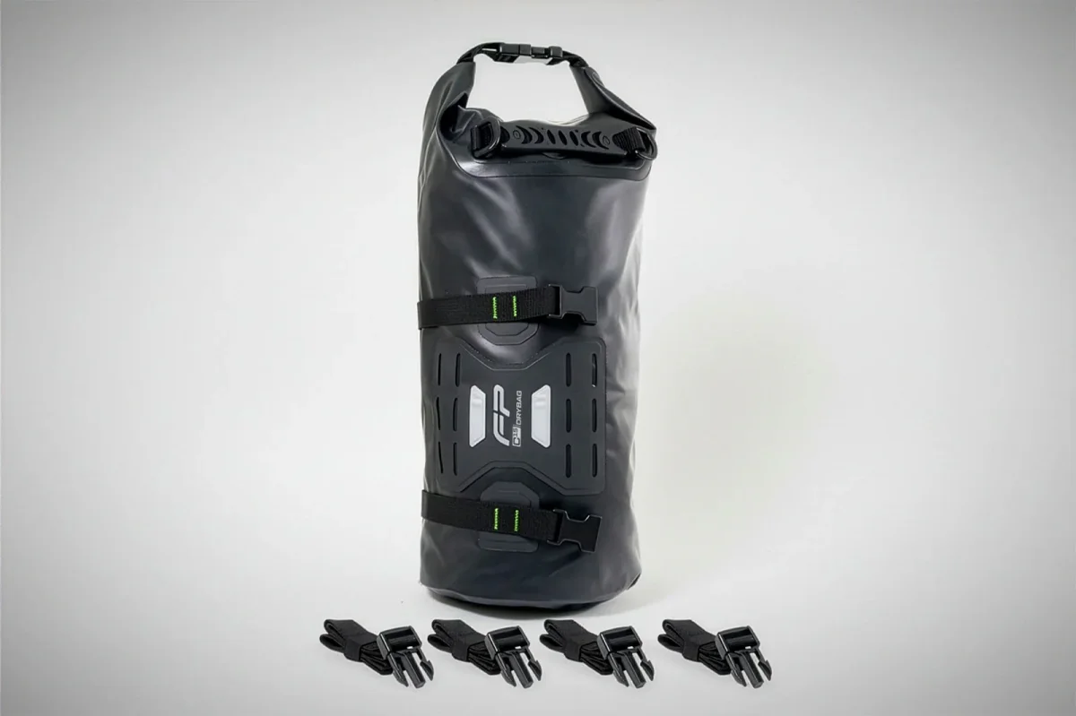 MALETA IMPERMEABLE DRYBAG C15 C3 NEGRO - Imagen 5