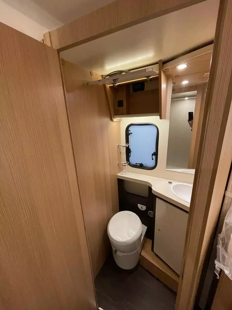 Autocaravana McLouis MC4 273 - Imagen 9