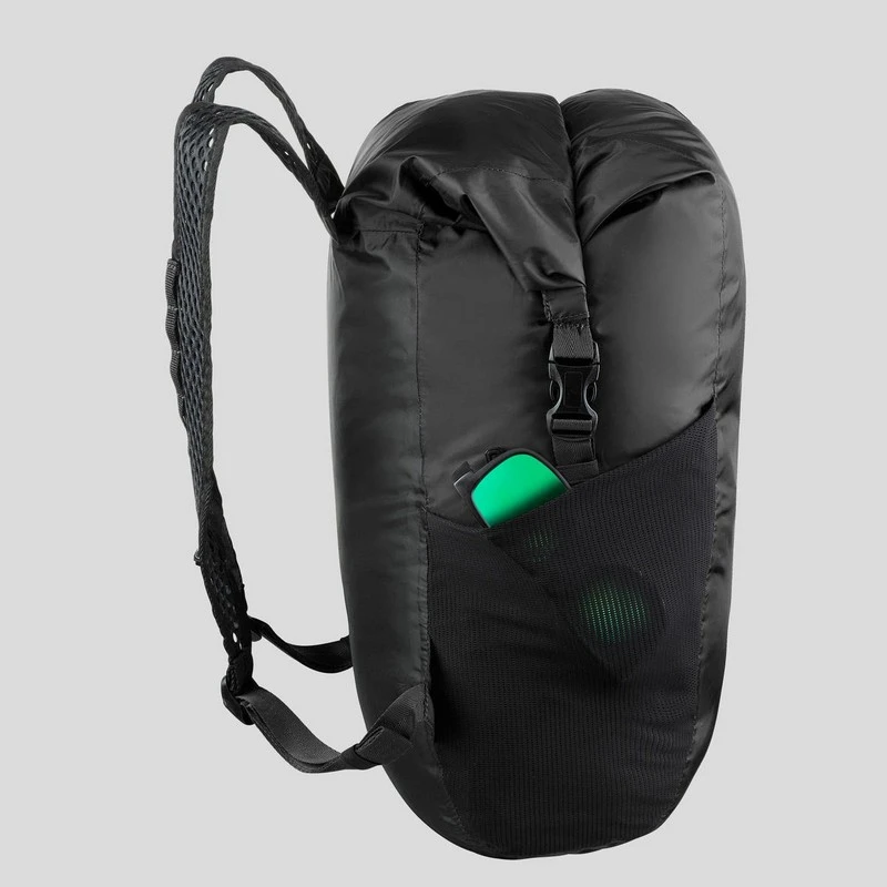 Mochila impermeable compacta 20L Forclaz - Imagen 3