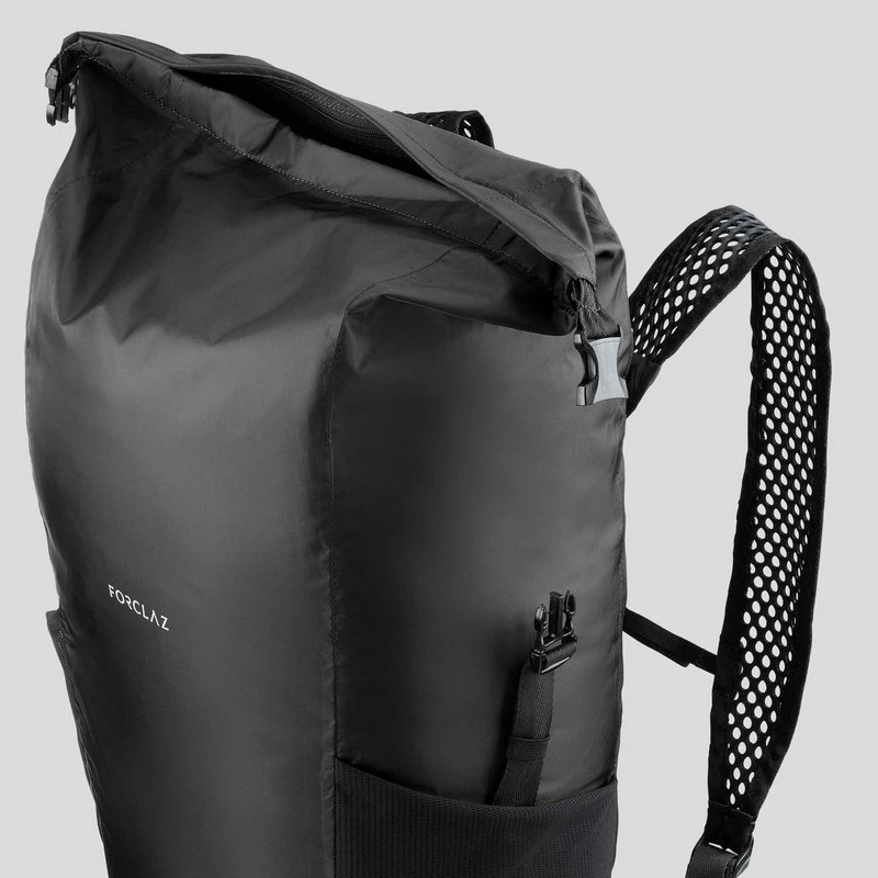 Mochila impermeable compacta 20L Forclaz - Imagen 6