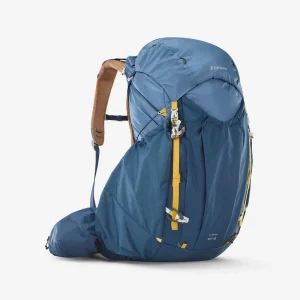 Mochila trekking y montaña 50+10L ultraligera FORCLAZ MT900