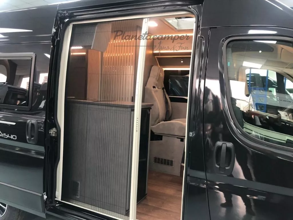 Furgoneta camper Pössl Summit 540 Shine - Imagen 7