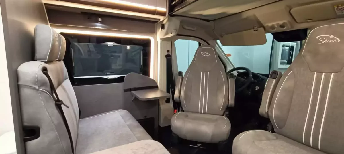 Furgoneta camper Pössl Summit 600 L Shine - Imagen 9