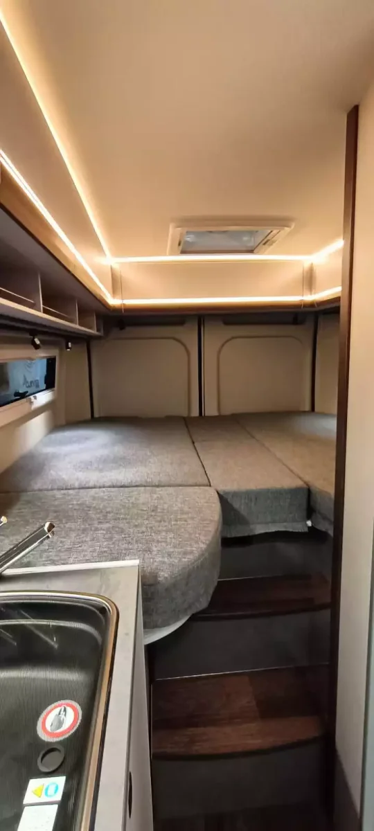 Furgoneta camper Pössl Summit 600 L Shine - Imagen 3