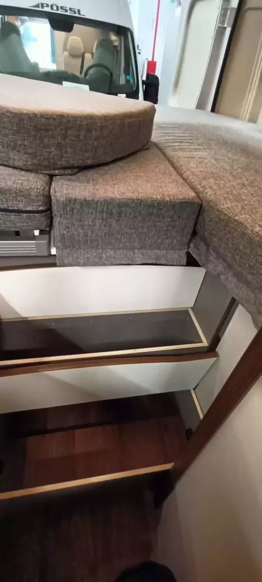 Furgoneta camper Pössl Summit 600 L Shine - Imagen 6