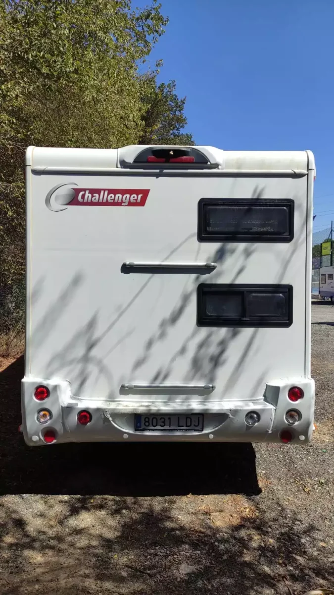 Autocaravana de alquiler Challenguer C256 - Imagen 3