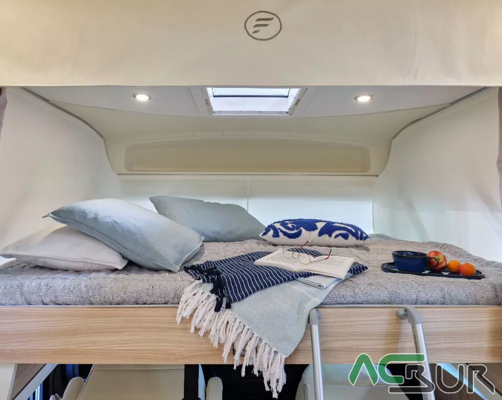 Autocaravana Fleurette Florium Wincester 71 LMF - Imagen 3