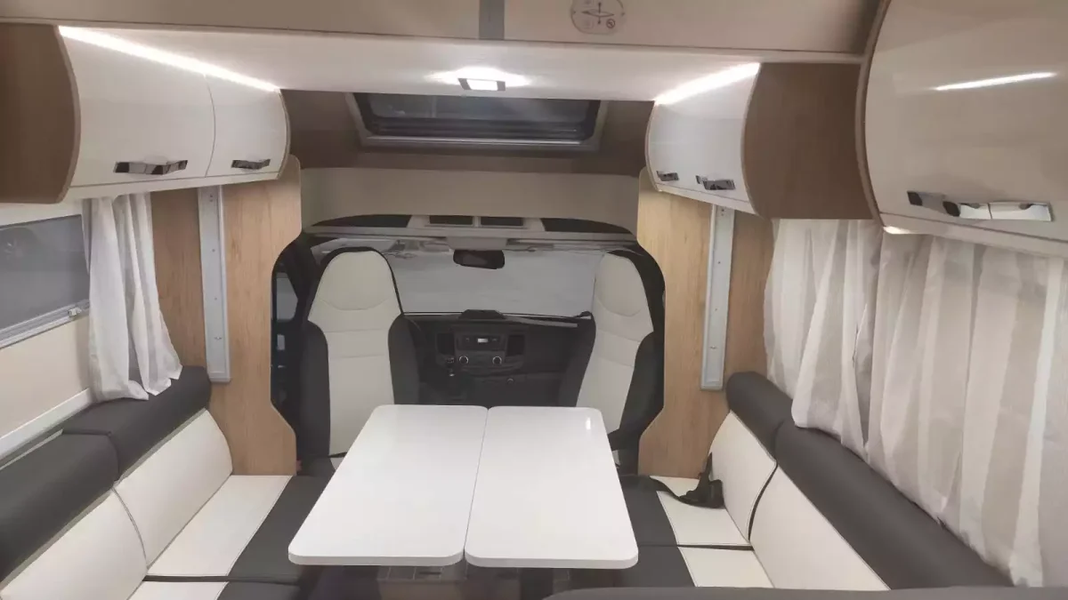 Autocaravana de alquiler CI HORON 74 XT - Imagen 8