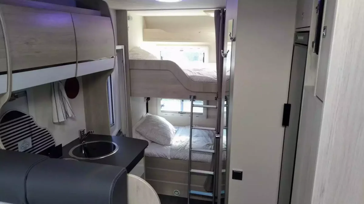 Autocaravana de alquiler Challenguer C256 - Imagen 6