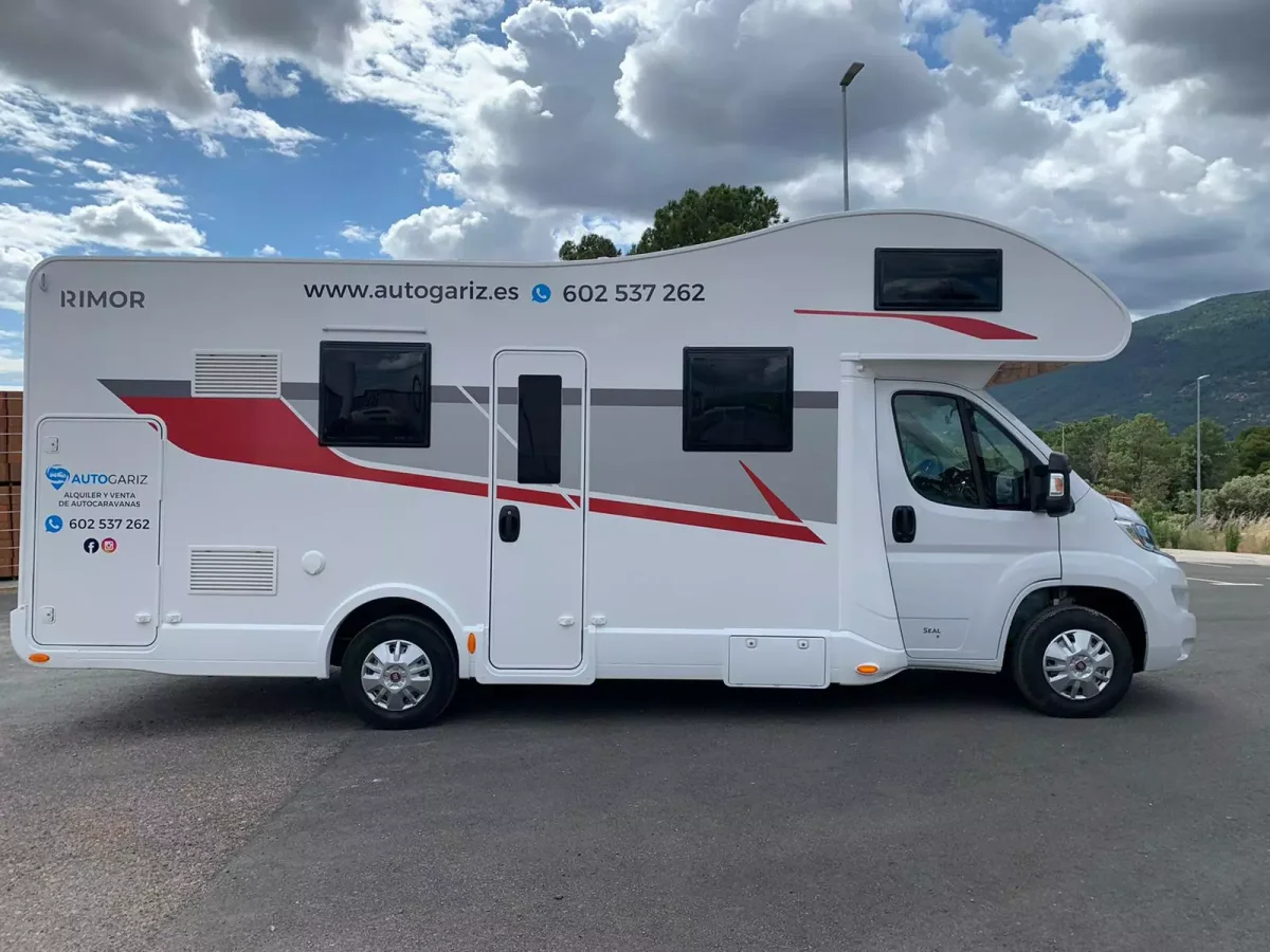 Autocaravana de alquiler Rimor Seal 9 - Imagen 5