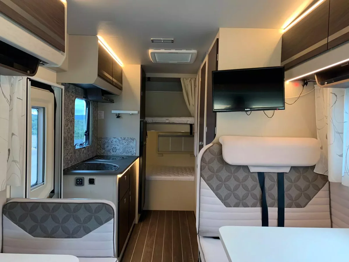 Autocaravana de alquiler Rimor Seal 9 - Imagen 8