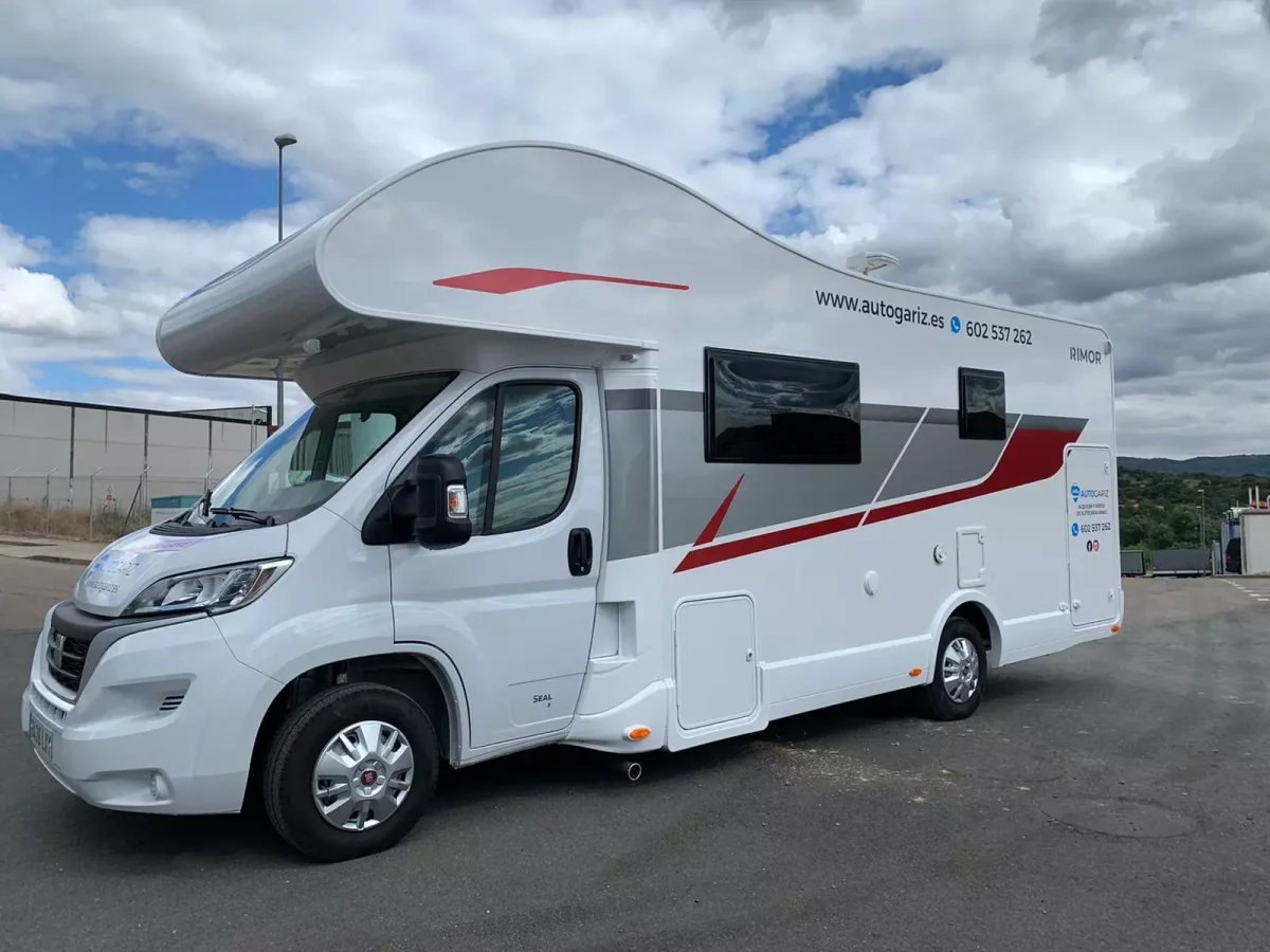 Autocaravana de alquiler Rimor Seal 9 - Imagen 6