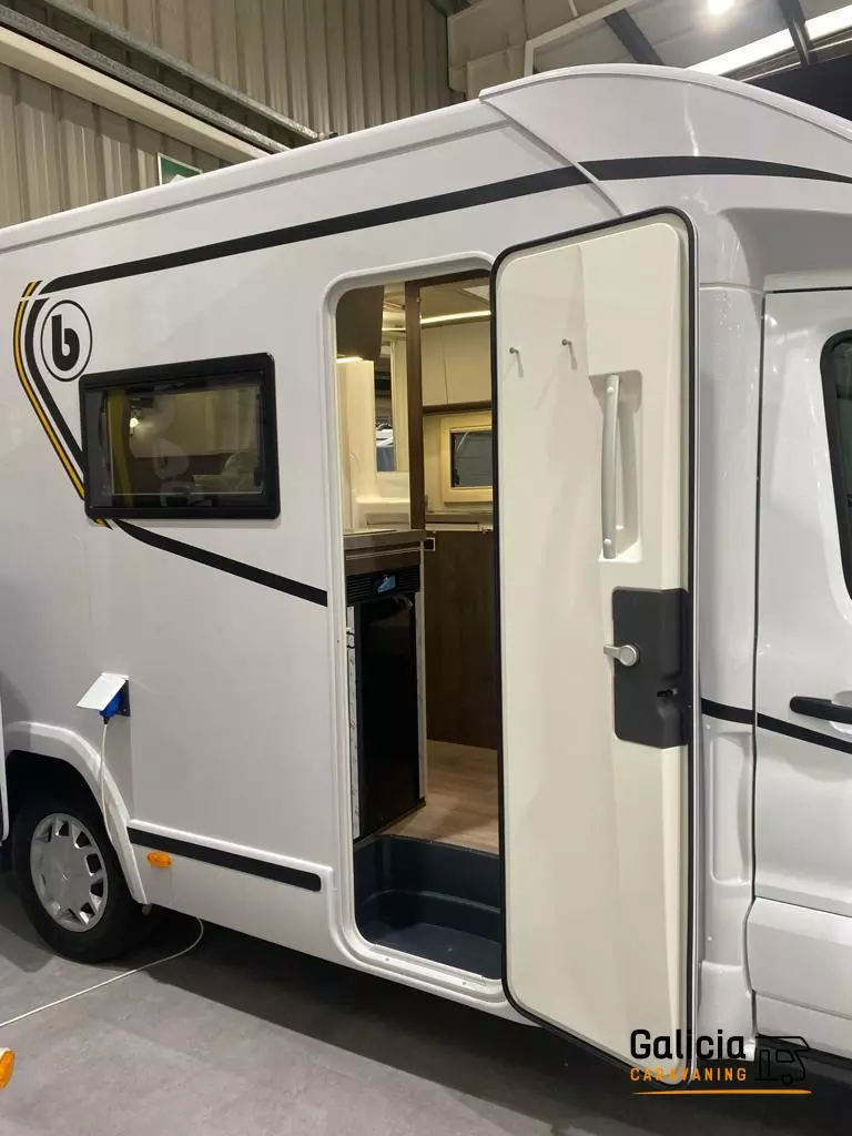 Autocaravana Benimar Yrteo 861 - Imagen 5