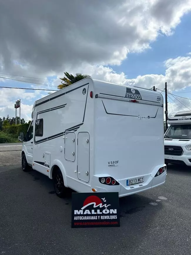 Autocaravana de segunda mano Etrusco V 5.9 DF - Imagen 5