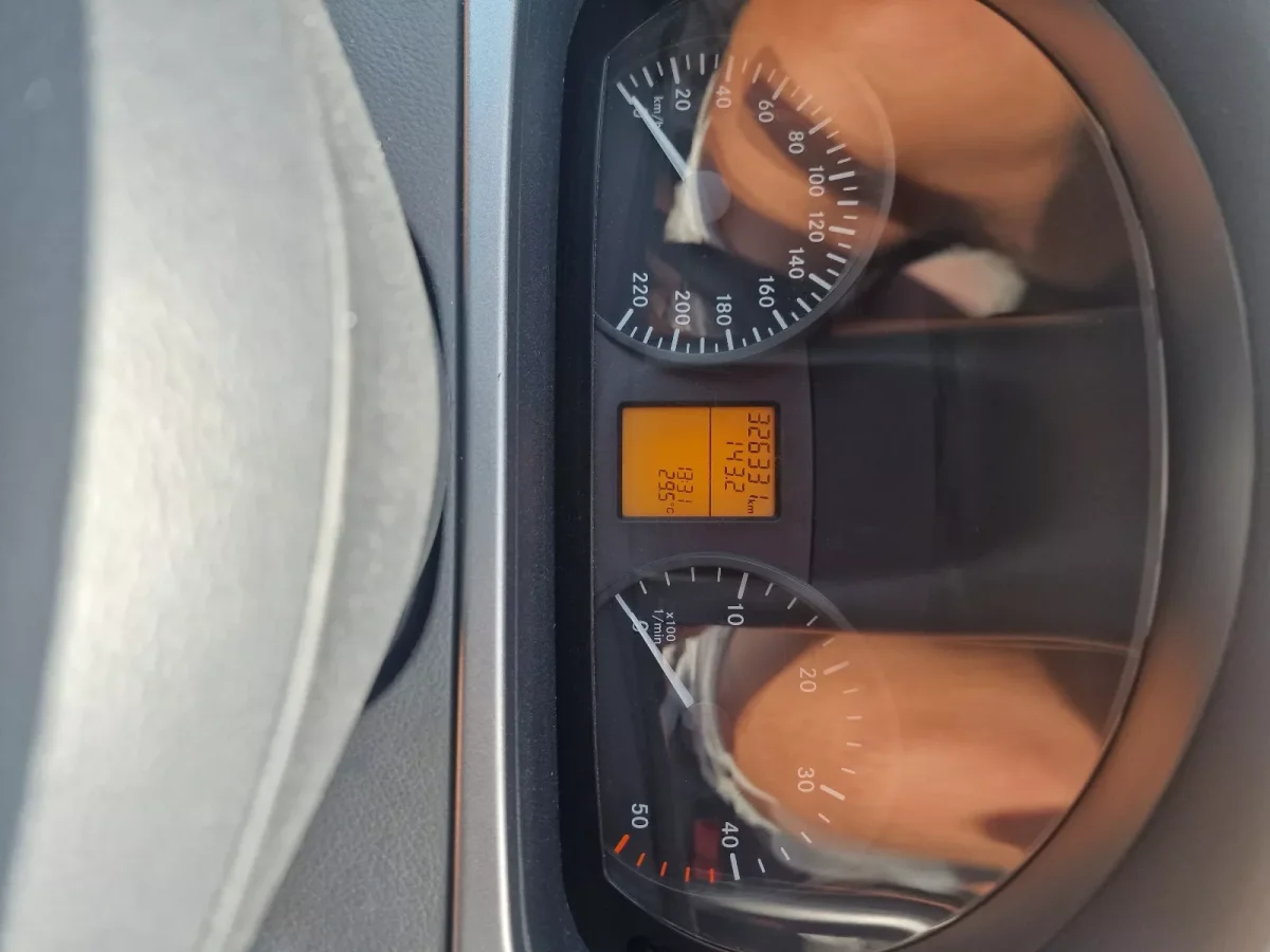 Furgoneta camper de segunda mano Mercedes Viano Marco Polo - Imagen 3