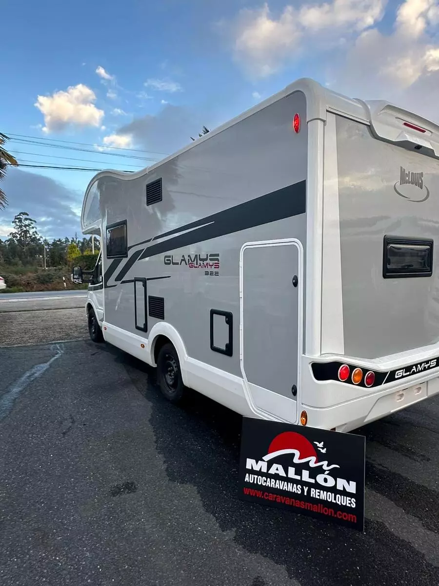 Autocaravana McLouis Glamys 322 - Imagen 8