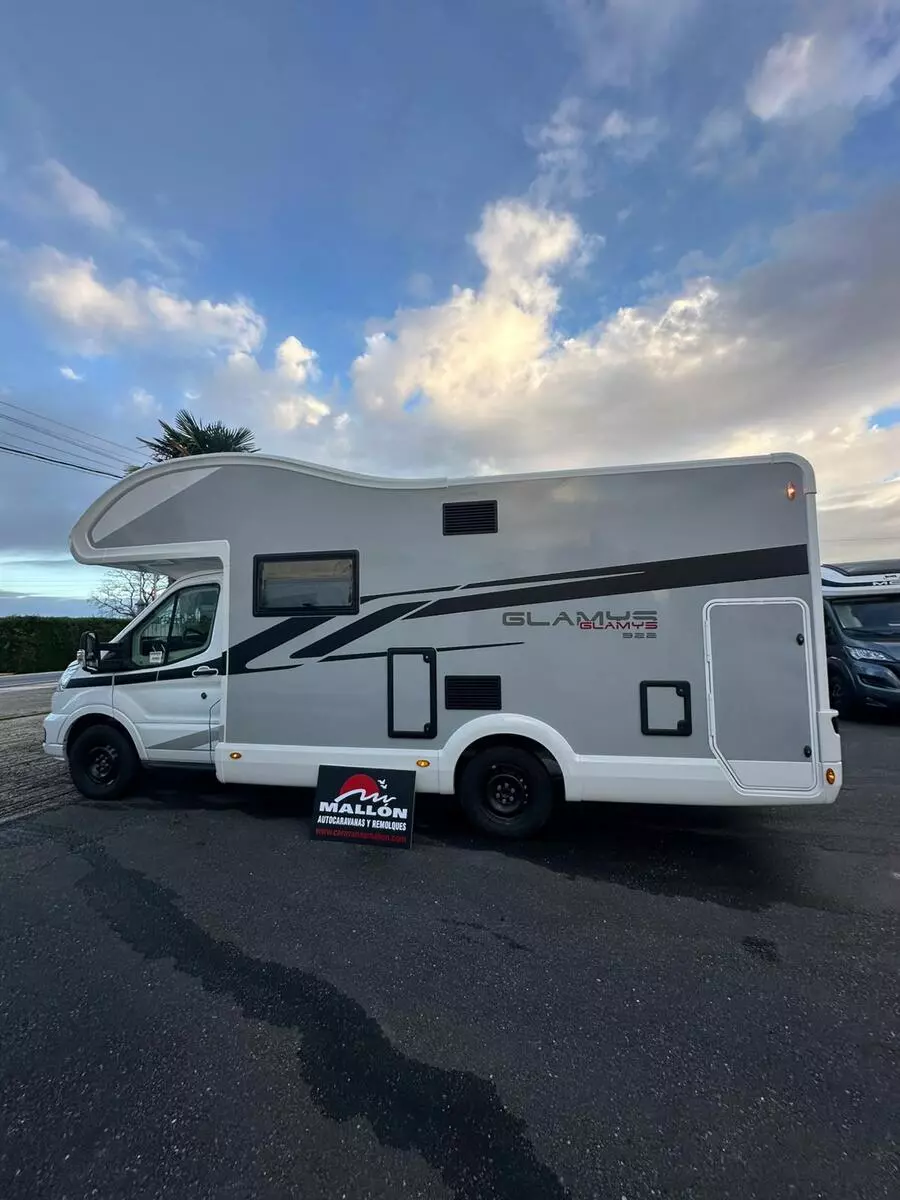 Autocaravana McLouis Glamys 322 - Imagen 9