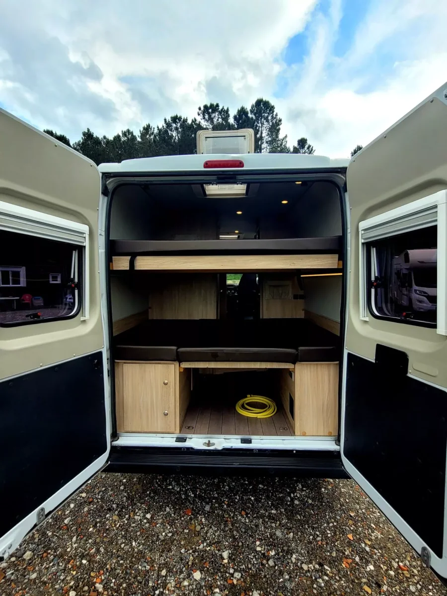 Camper segunda mano Weinsberg Carabus 600 - Imagen 9