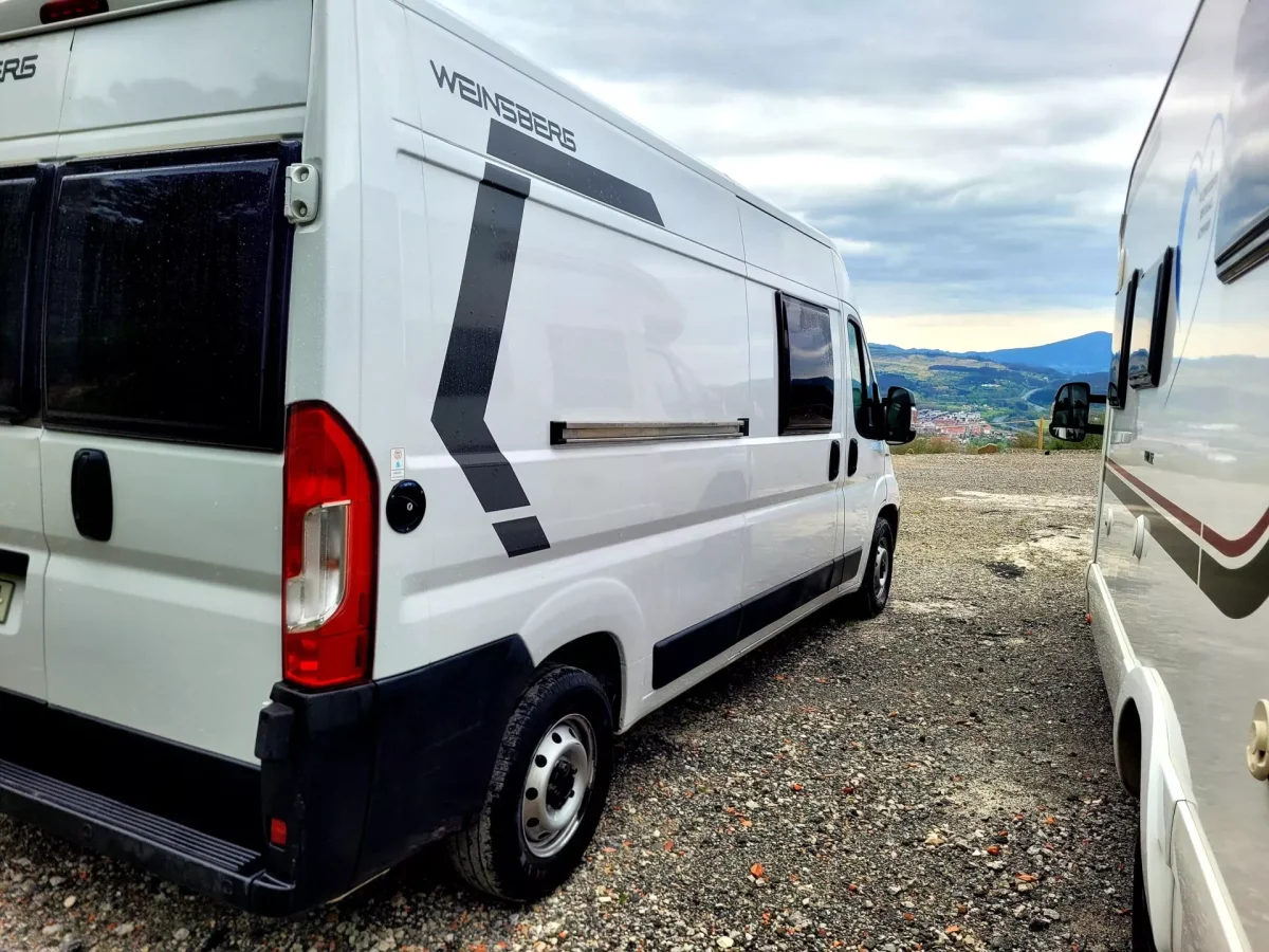 Camper segunda mano Weinsberg Carabus 600 - Imagen 3