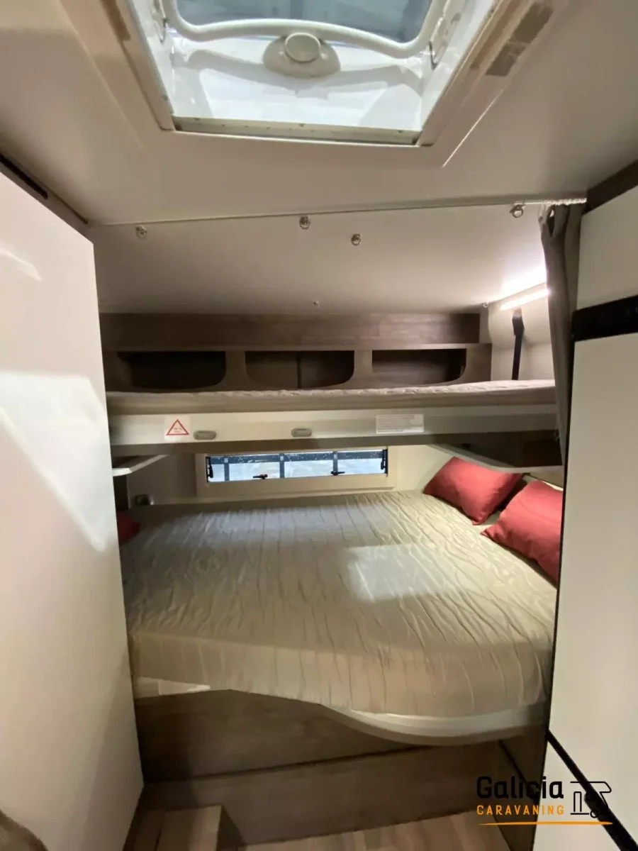 Autocaravana de segunda mano Benimar Amphitryon 940 - Imagen 9