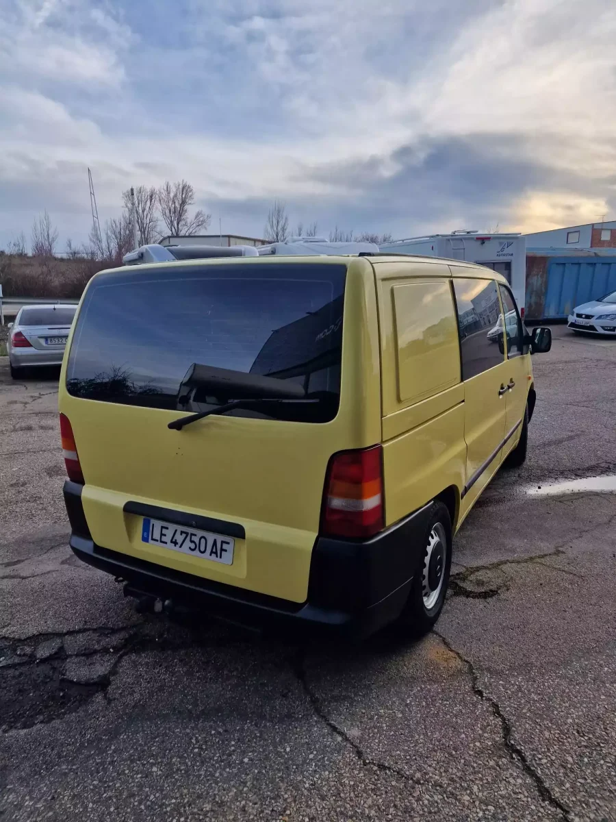 Furgoneta camper de segunda mano Mercedes Vito W638 - Imagen 5