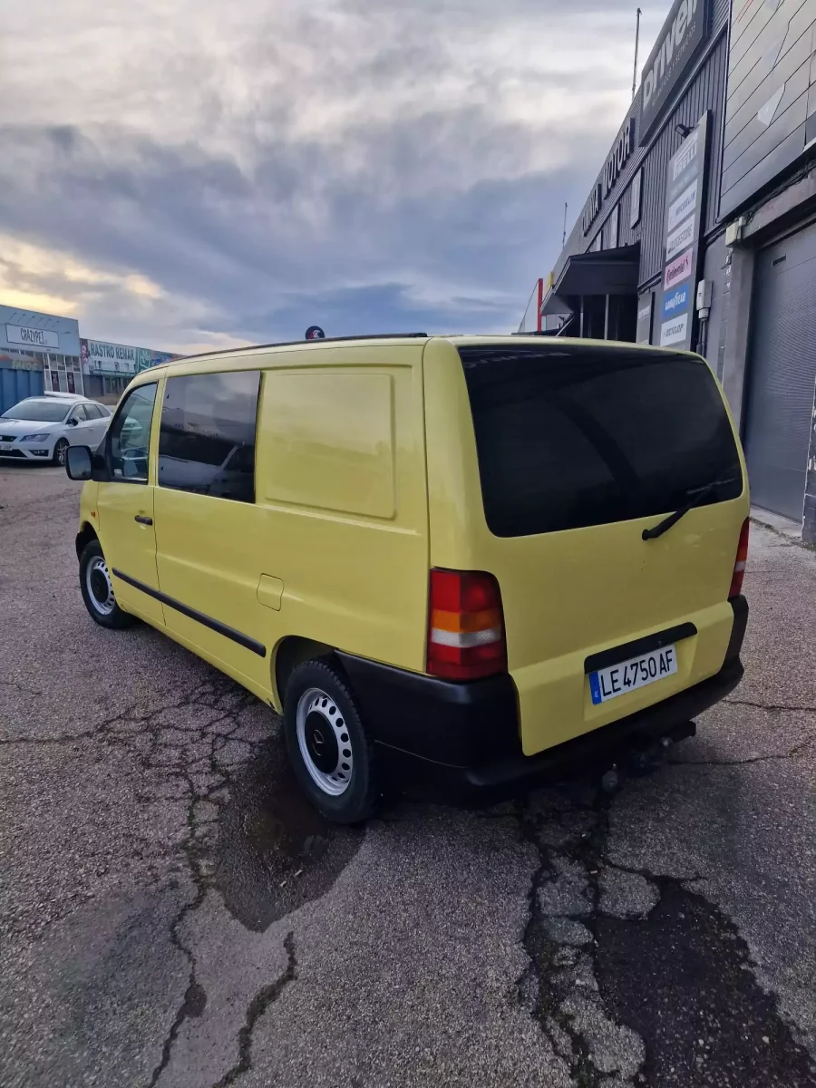 Furgoneta camper de segunda mano Mercedes Vito W638 - Imagen 4